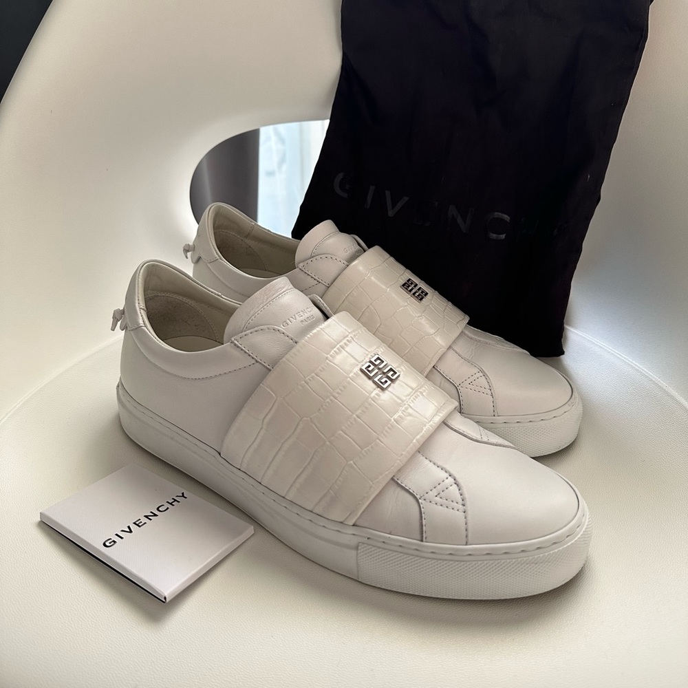Givenchy Urban Street Sneaker Size 41